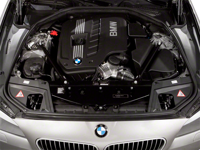 2013 BMW 5 Series 528i xDrive