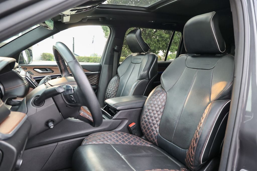 2022 Jeep Grand Cherokee L Summit