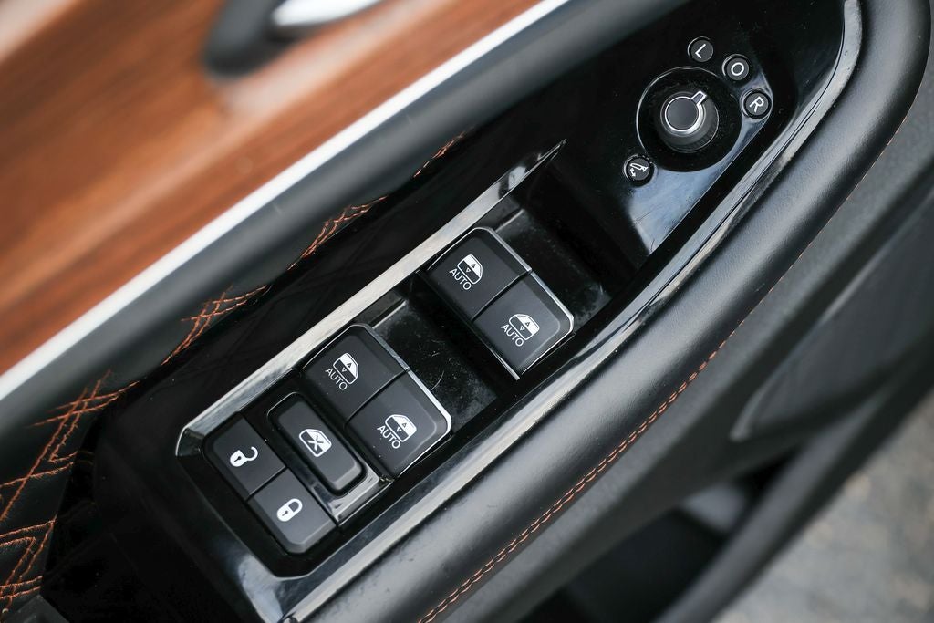2022 Jeep Grand Cherokee L Summit