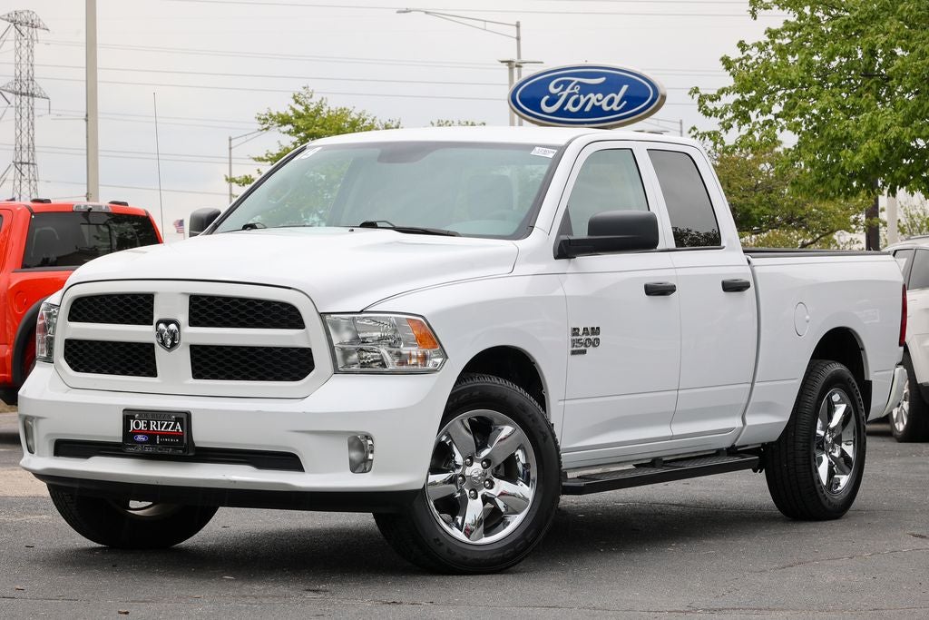 2019 RAM 1500 Classic Express 4x4 Quad Cab 6'4's photo