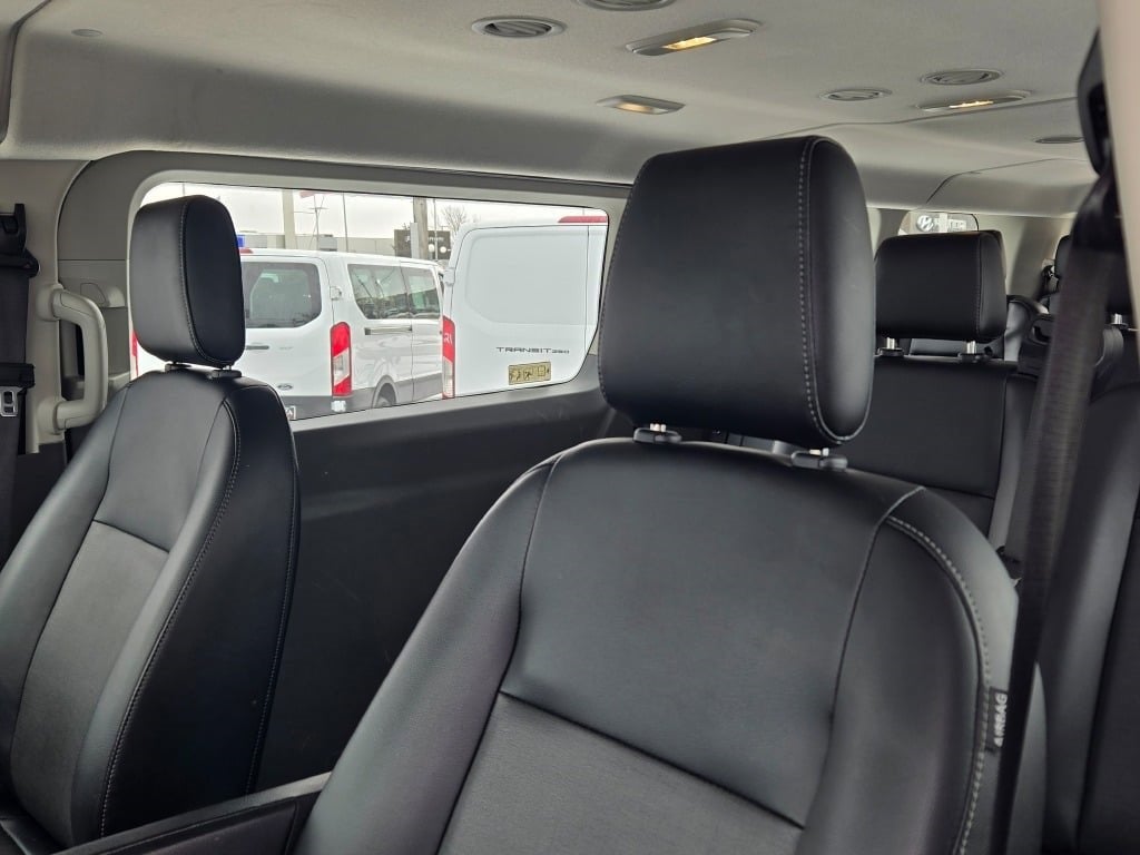 2022 Ford Transit-350 XL