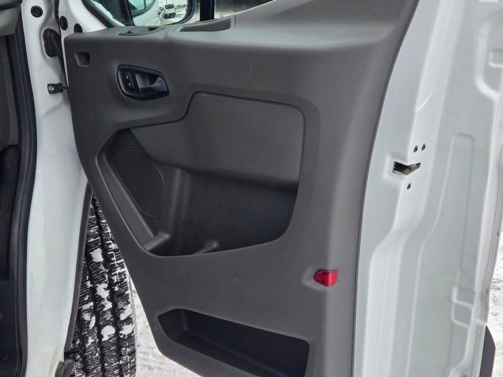 2022 Ford Transit-350 XL