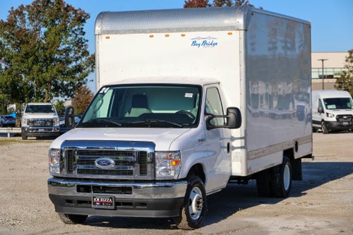 2024 Ford E-350SD Base Cutaway