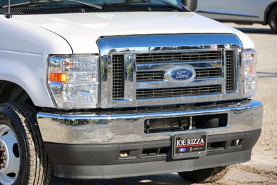 2024 Ford E-350SD Base Cutaway