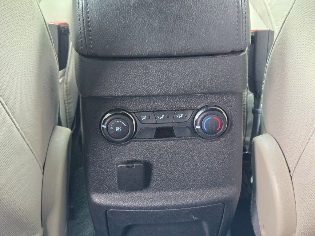 2013 Ford Explorer Base