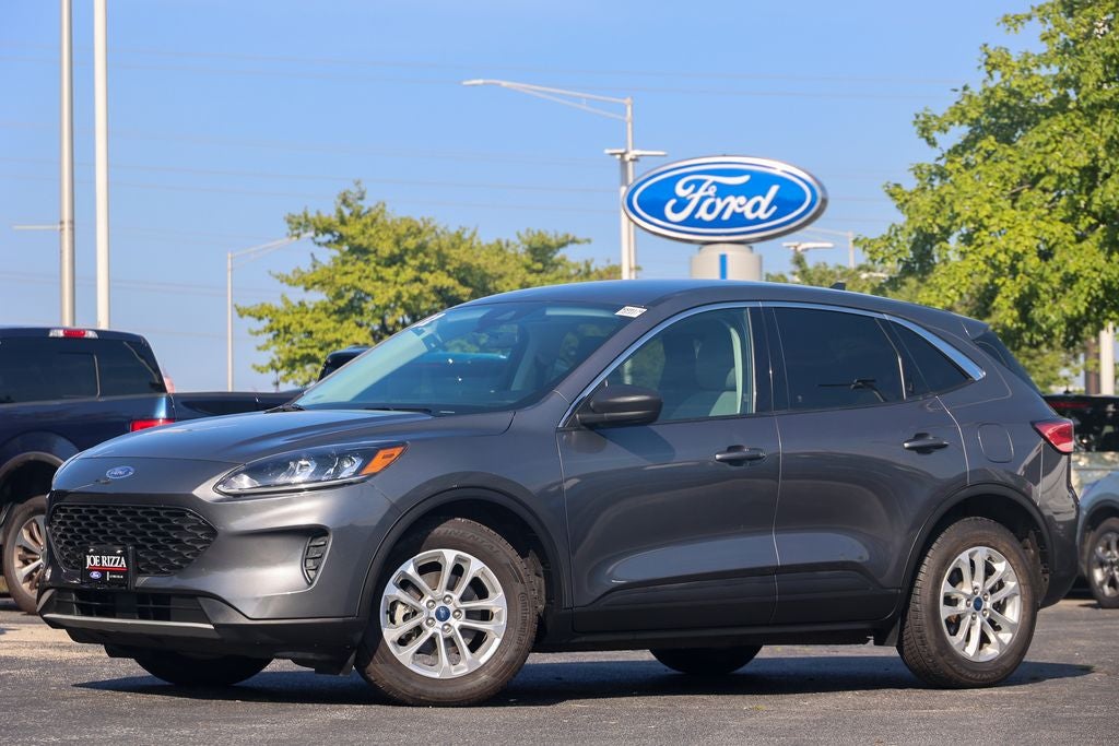 2022 Ford Escape Hybrid SE