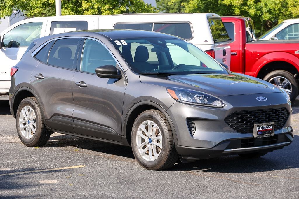 2022 Ford Escape Hybrid SE
