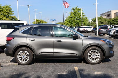 2022 Ford Escape Hybrid SE