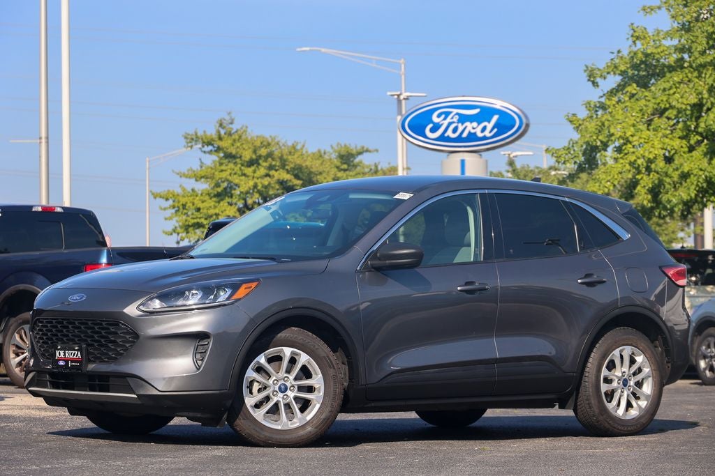 2022 Ford Escape Hybrid SE