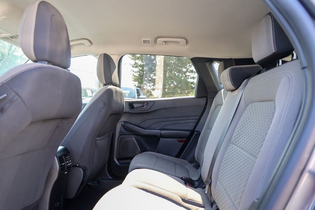 2022 Ford Escape Hybrid SE