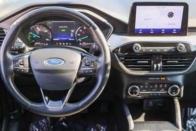 2022 Ford Escape Hybrid SE