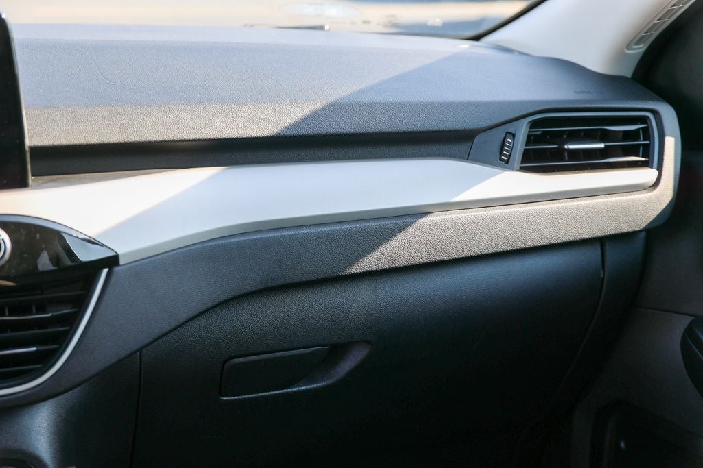 2022 Ford Escape Hybrid SE