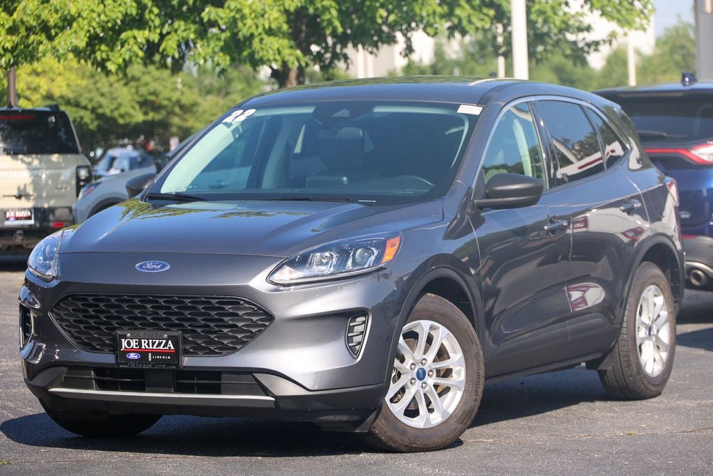 2022 Ford Escape Hybrid SE