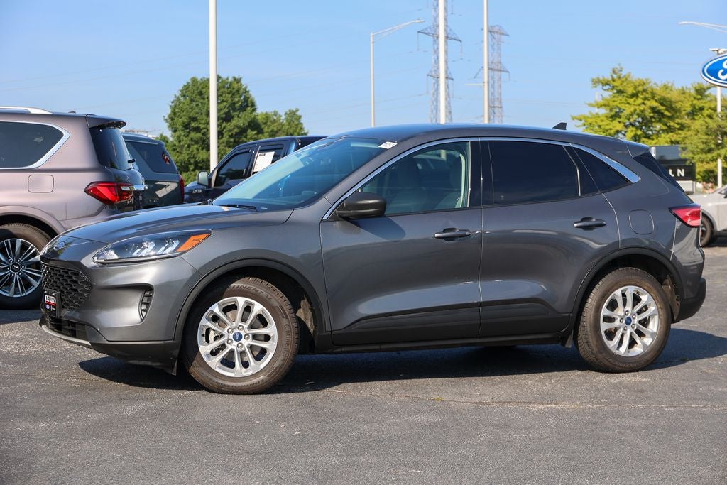 2022 Ford Escape Hybrid SE