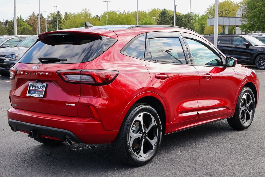 2025 Ford Escape ST-Line Elite