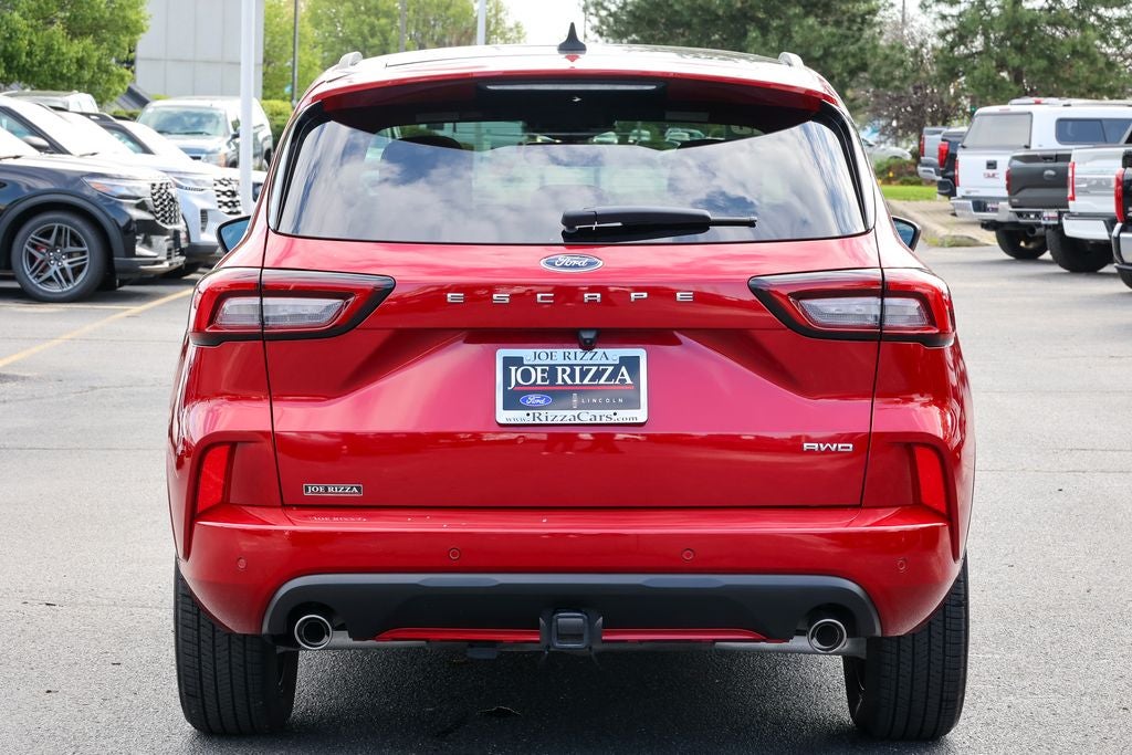 2025 Ford Escape ST-Line Elite