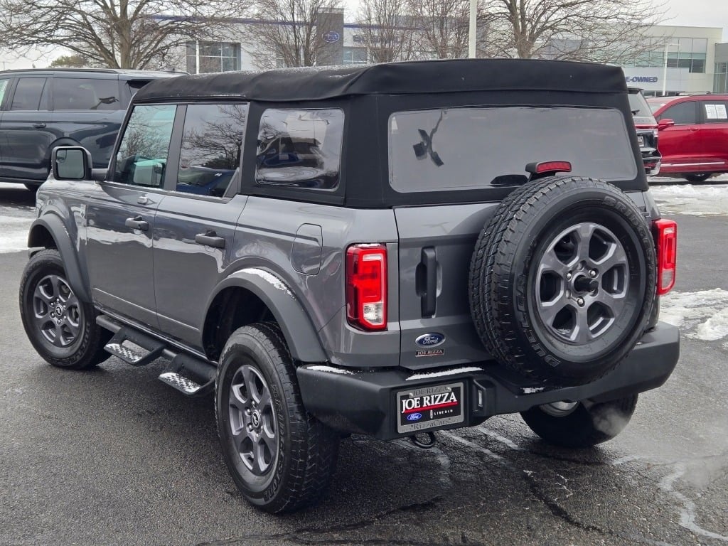 2023 Ford Bronco Base