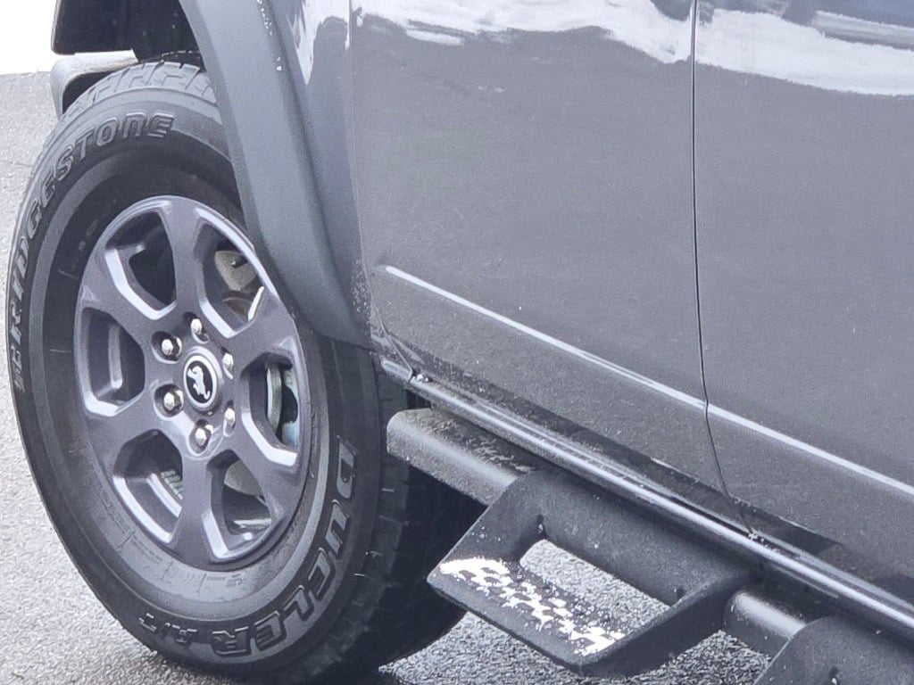 2023 Ford Bronco Base