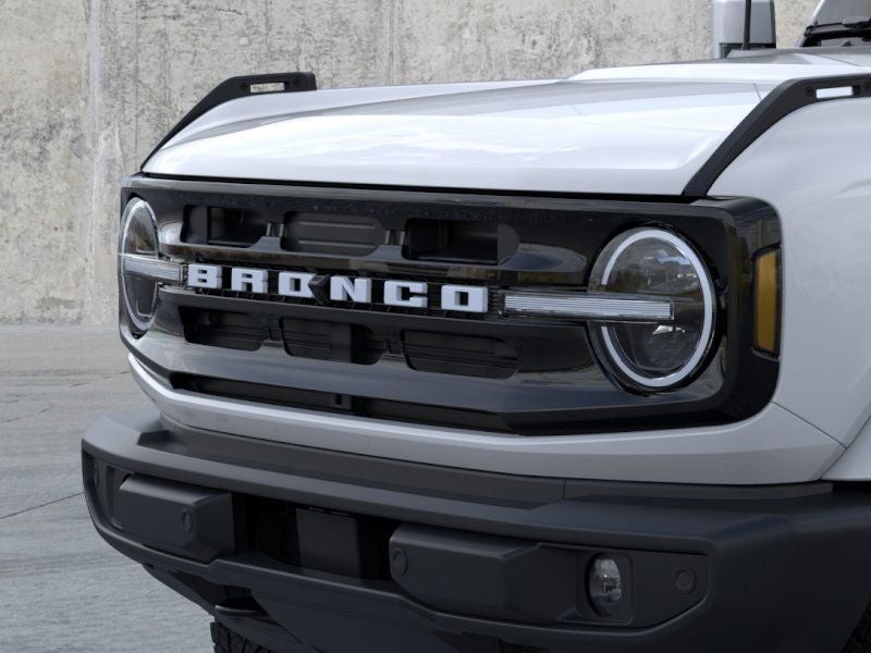 2026 Ford Bronco Outer Banks Matte Black Package