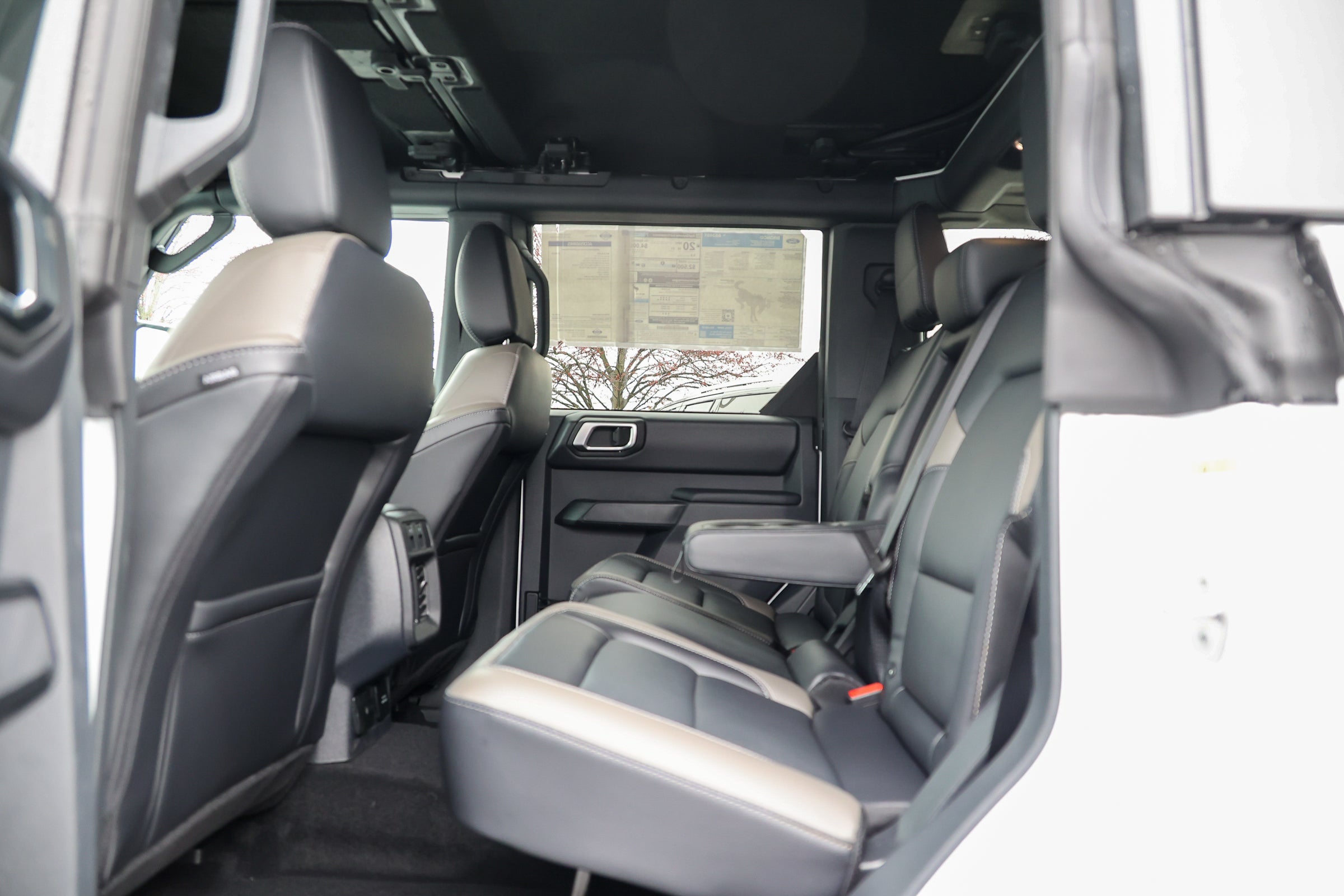2026 Ford Bronco Outer Banks Matte Black Package