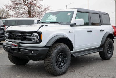 2026 Ford Bronco Outer Banks Matte Black Package