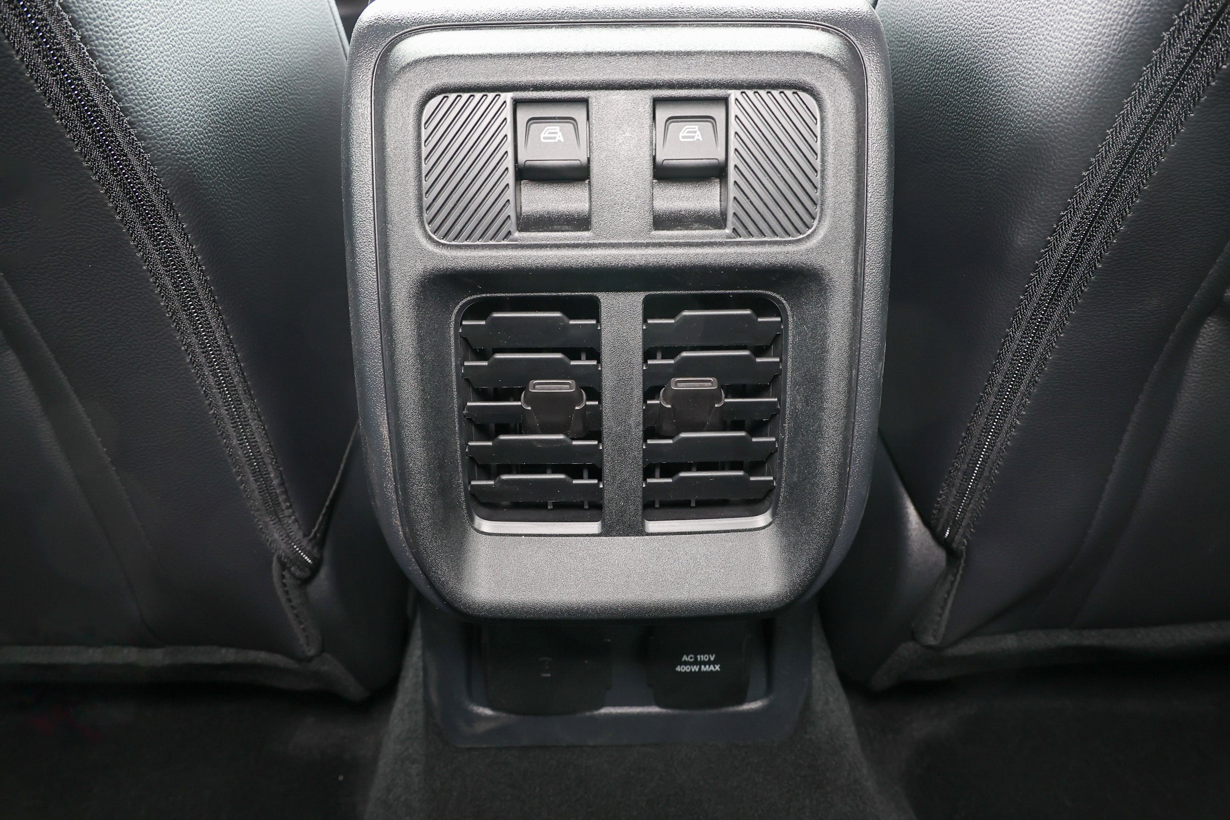 2026 Ford Bronco Outer Banks Matte Black Package