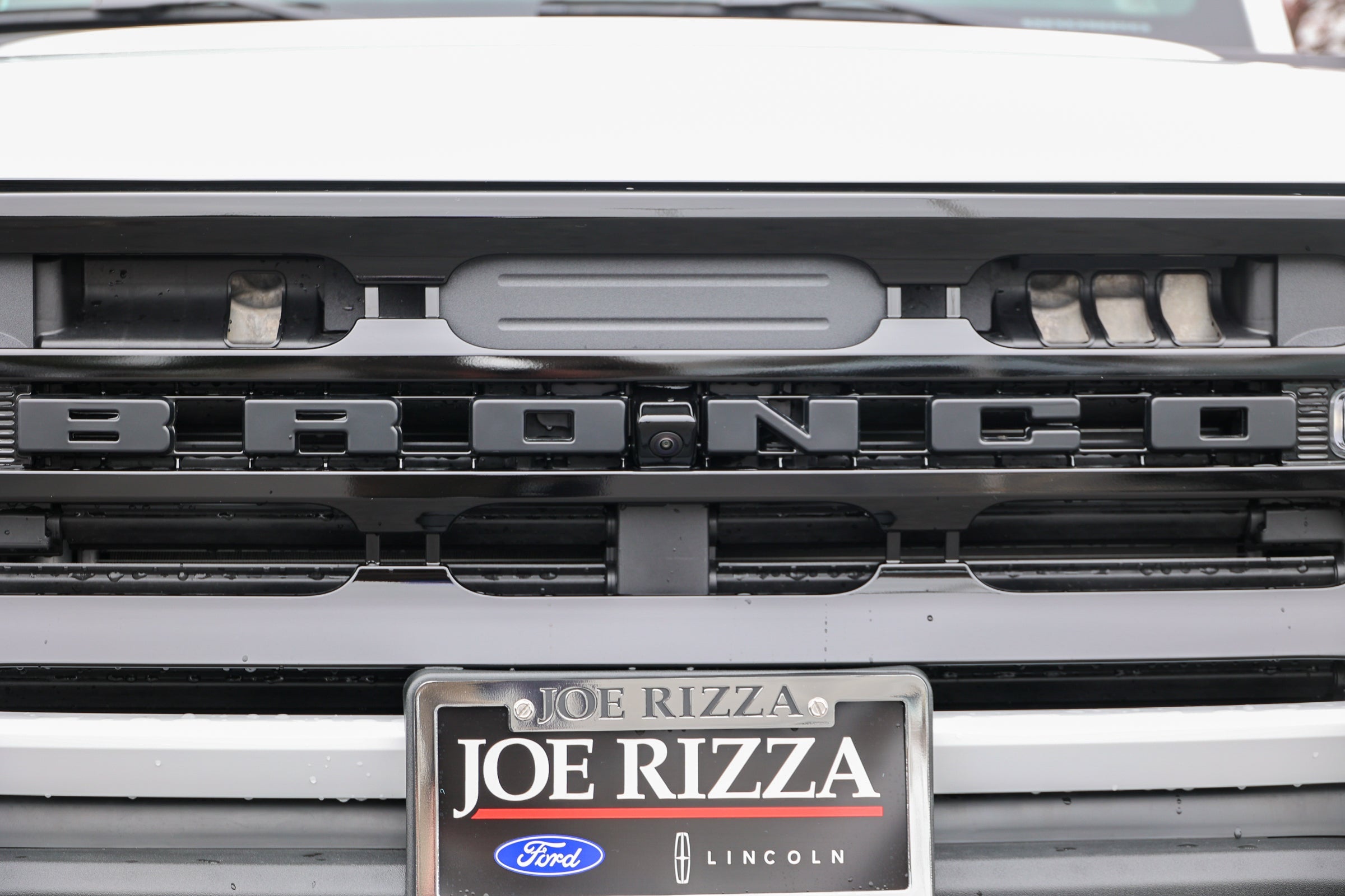 2026 Ford Bronco Outer Banks Matte Black Package