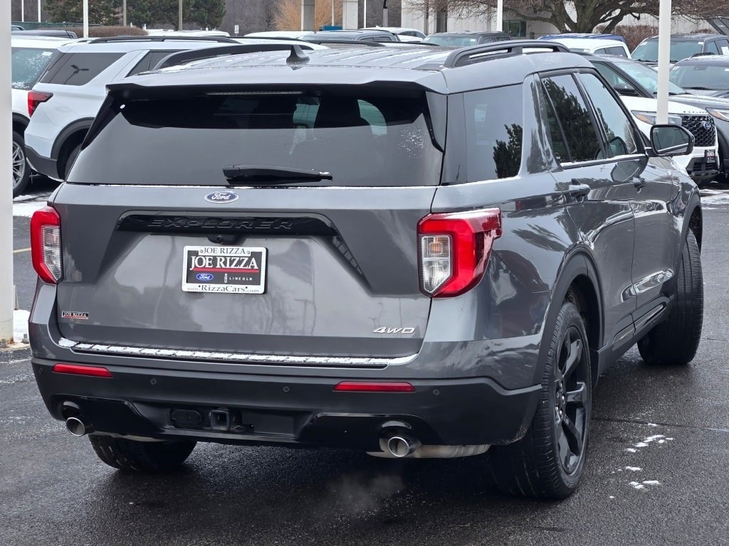 2023 Ford Explorer ST-Line