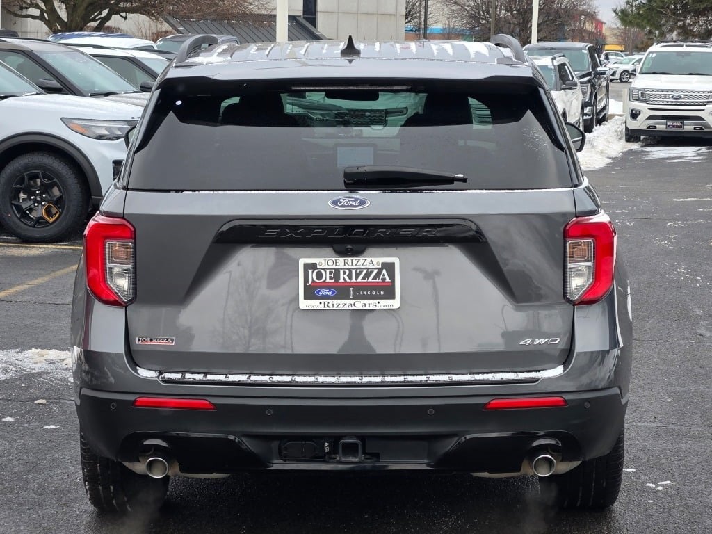 2023 Ford Explorer ST-Line