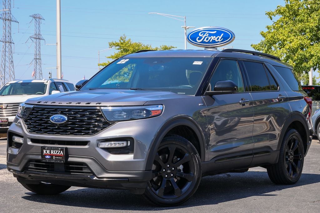 2022 Ford Explorer ST-Line