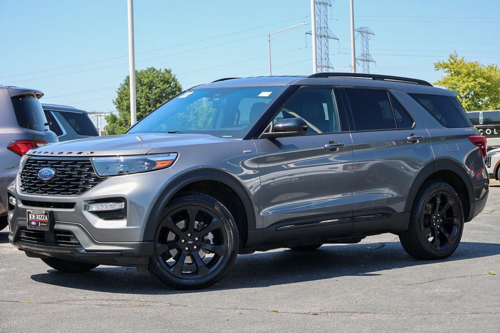 2022 Ford Explorer ST-Line
