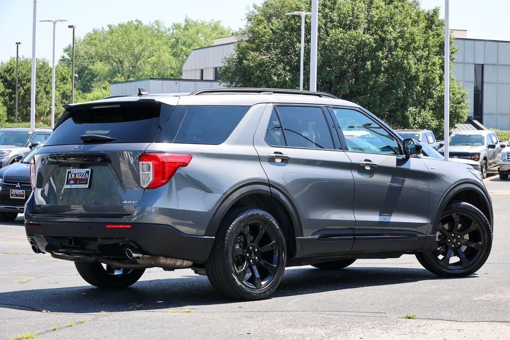 2022 Ford Explorer ST-Line