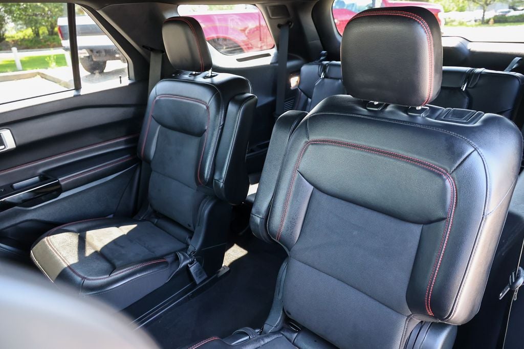 2022 Ford Explorer ST-Line