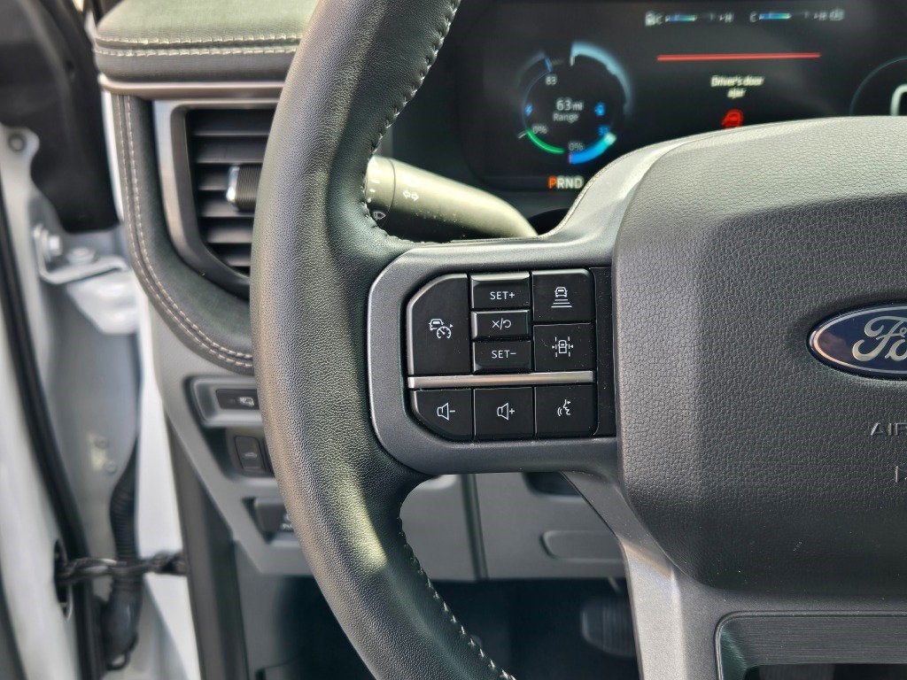 2024 Ford F-150 Lightning Flash