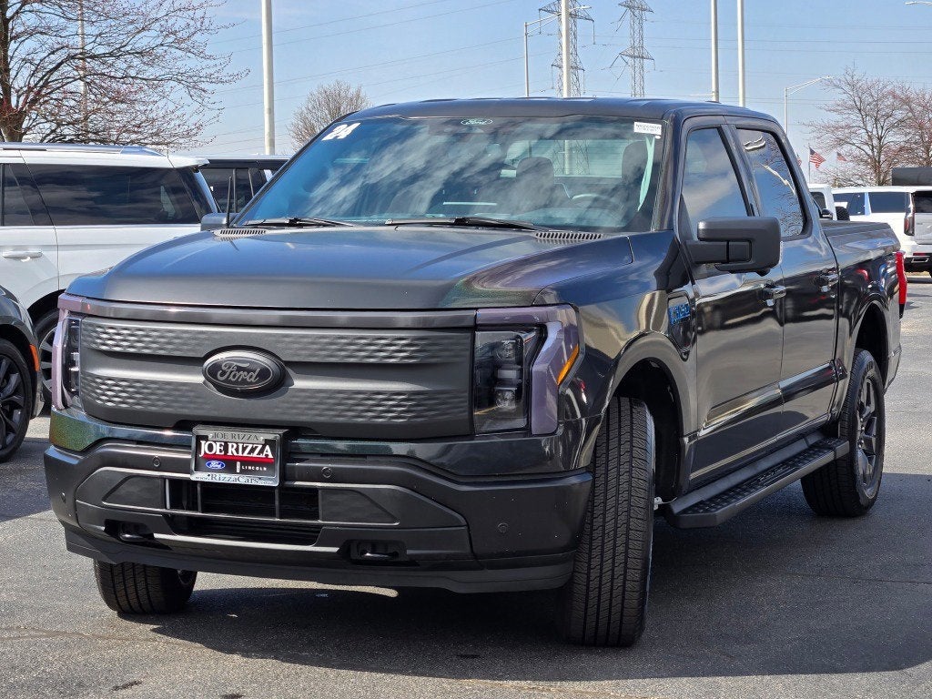 2024 Ford F-150 Lightning Flash