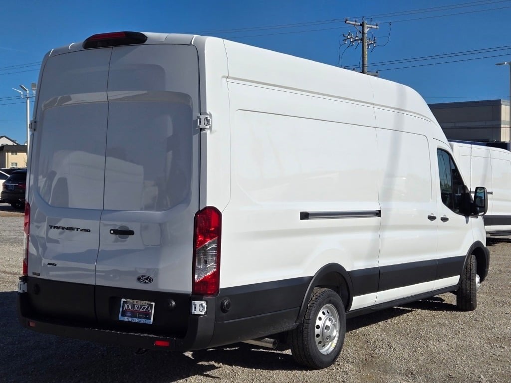 2026 Ford Transit-250 Base