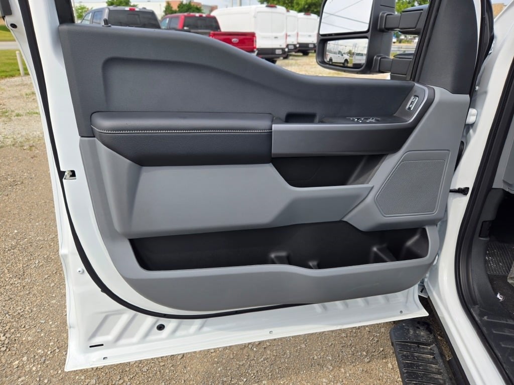 2025 Ford F-350SD XL