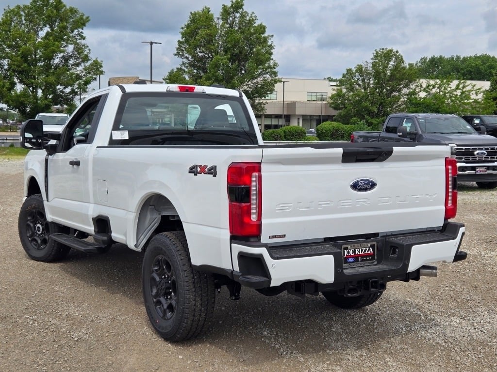 2025 Ford F-350SD XL