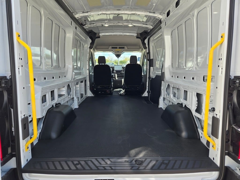 2026 Ford Transit-150 Base