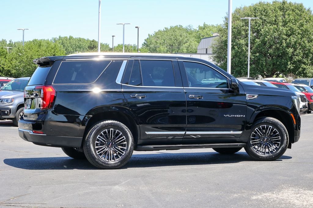 2025 GMC Yukon Elevation