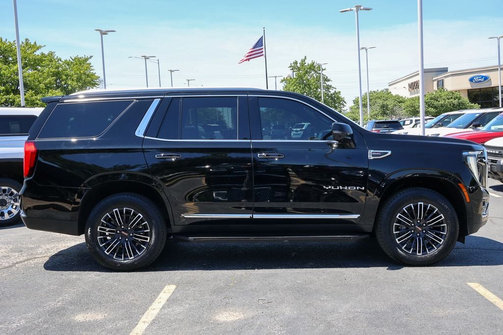 2025 GMC Yukon Elevation