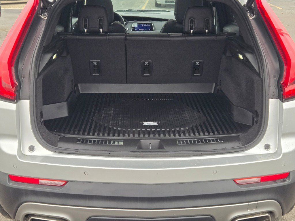 2021 Cadillac XT4 Premium Luxury