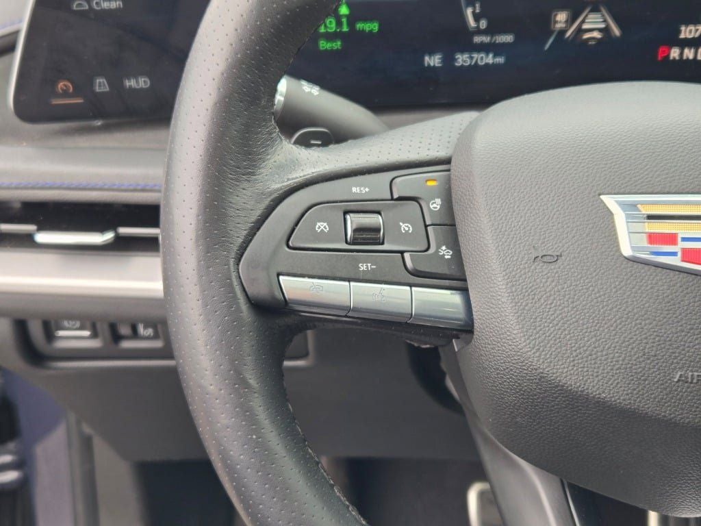 2024 Cadillac XT4 Sport