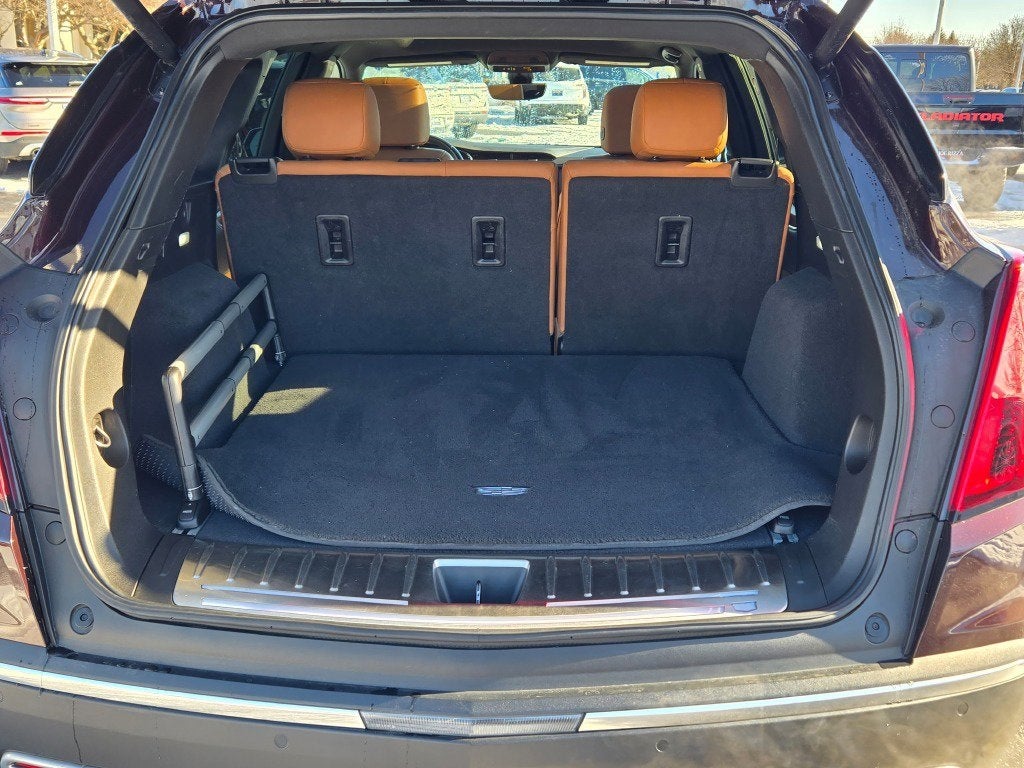 2021 Cadillac XT5 Premium Luxury