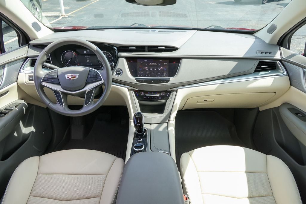 2021 Cadillac XT5 Premium Luxury