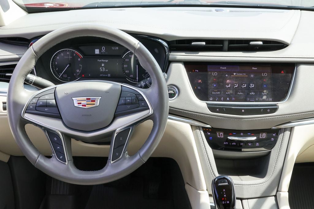 2021 Cadillac XT5 Premium Luxury