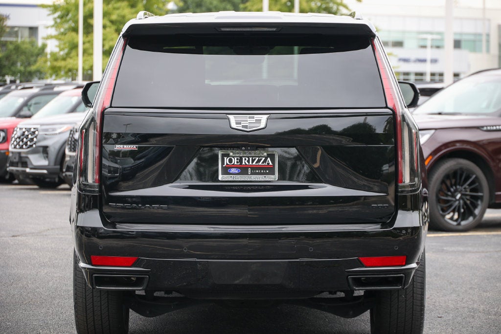 2023 Cadillac Escalade Sport