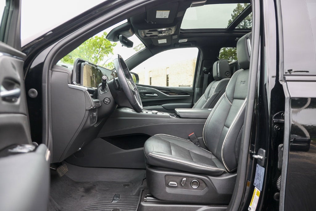 2023 Cadillac Escalade Sport