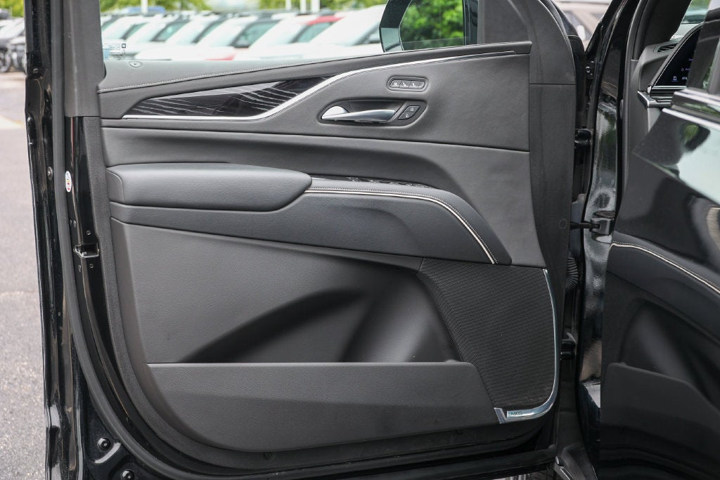 2023 Cadillac Escalade Sport