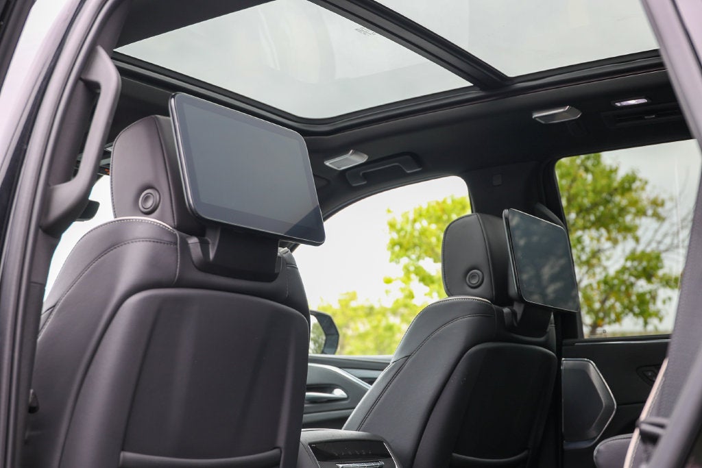 2023 Cadillac Escalade Sport
